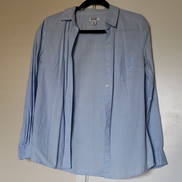 Old Navy Tops - Button Down Long Sleeve